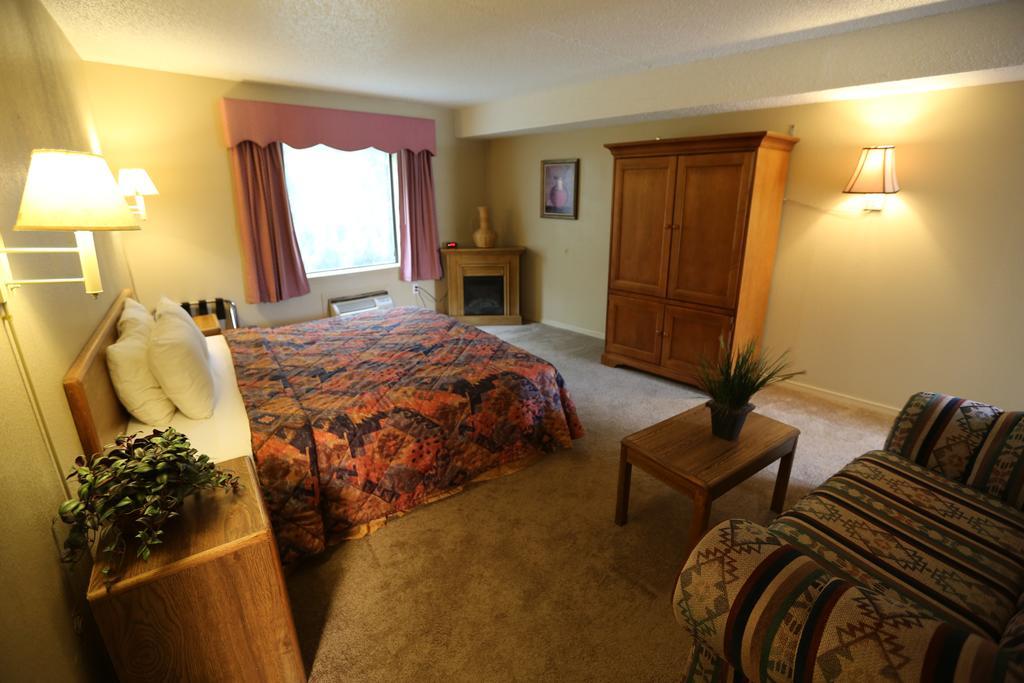 Family Suite,401872254:JPEG