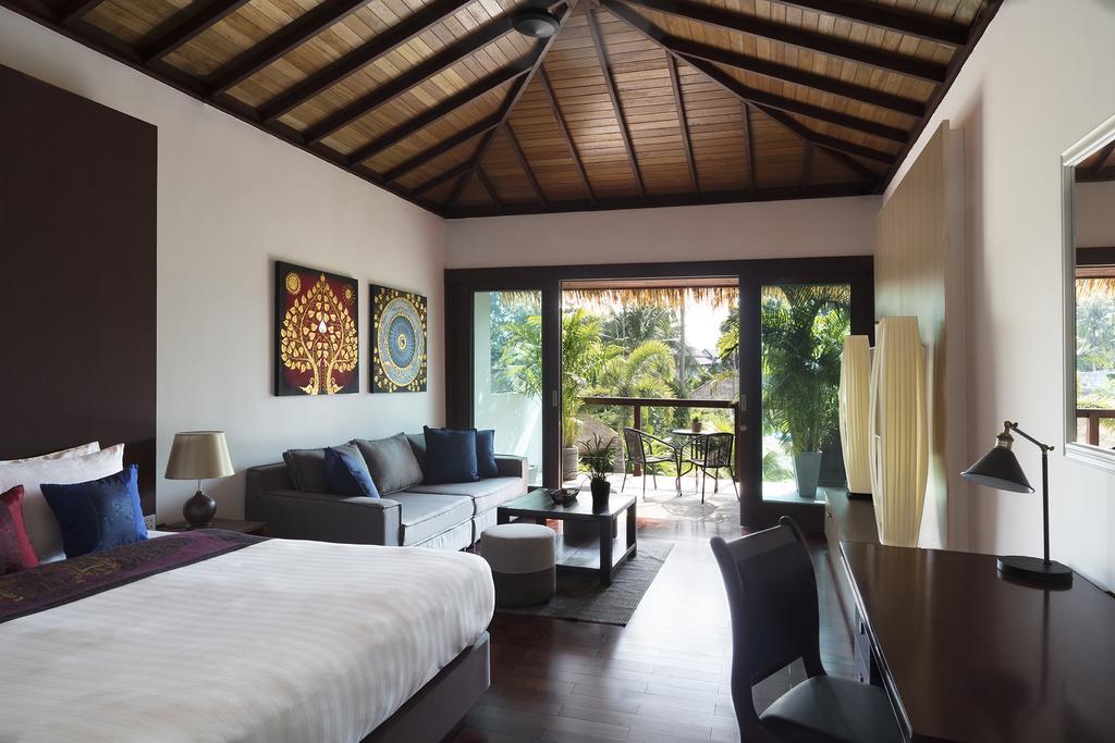 Balinese Poolside Suite