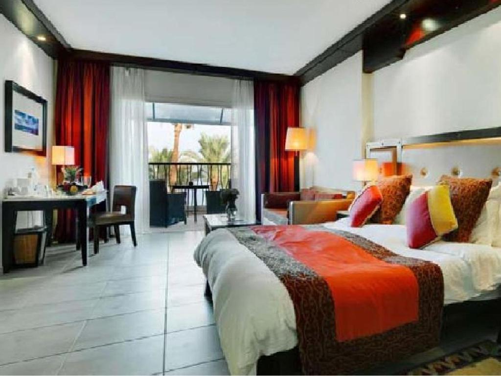 Club Rotana Suite met Zeezicht