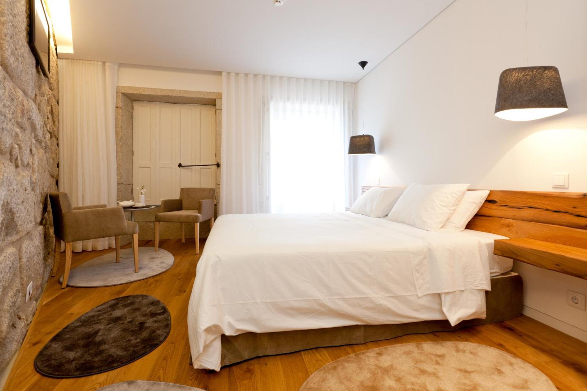 Quarto Superior com Cama de Casal ou 2 de Solteiro