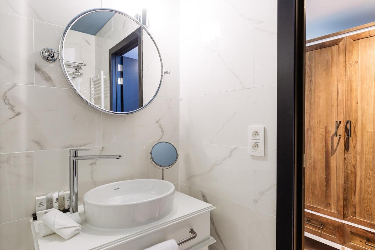 Chambre Lits Jumeaux Hamptons – Vue sur Rue