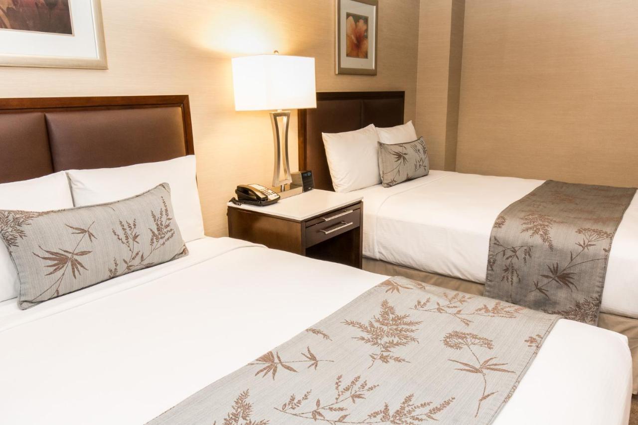 Doppelzimmer mit 2 Doppelbetten - behindertengerecht