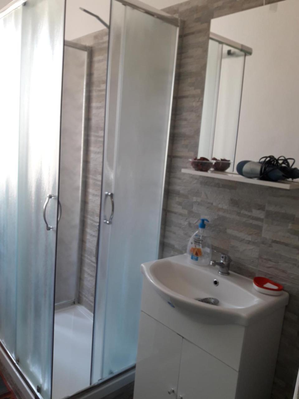 Habitación Doble con baño compartido