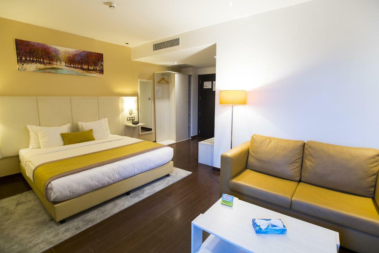 Deluxe Single Room