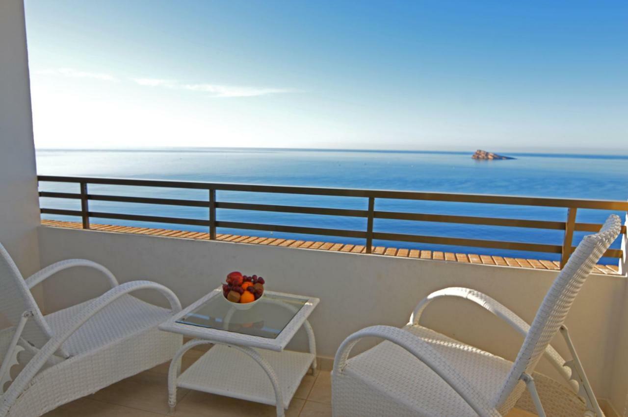 Camera Doppia con Letti Singoli con Vista Mare e Terrazza