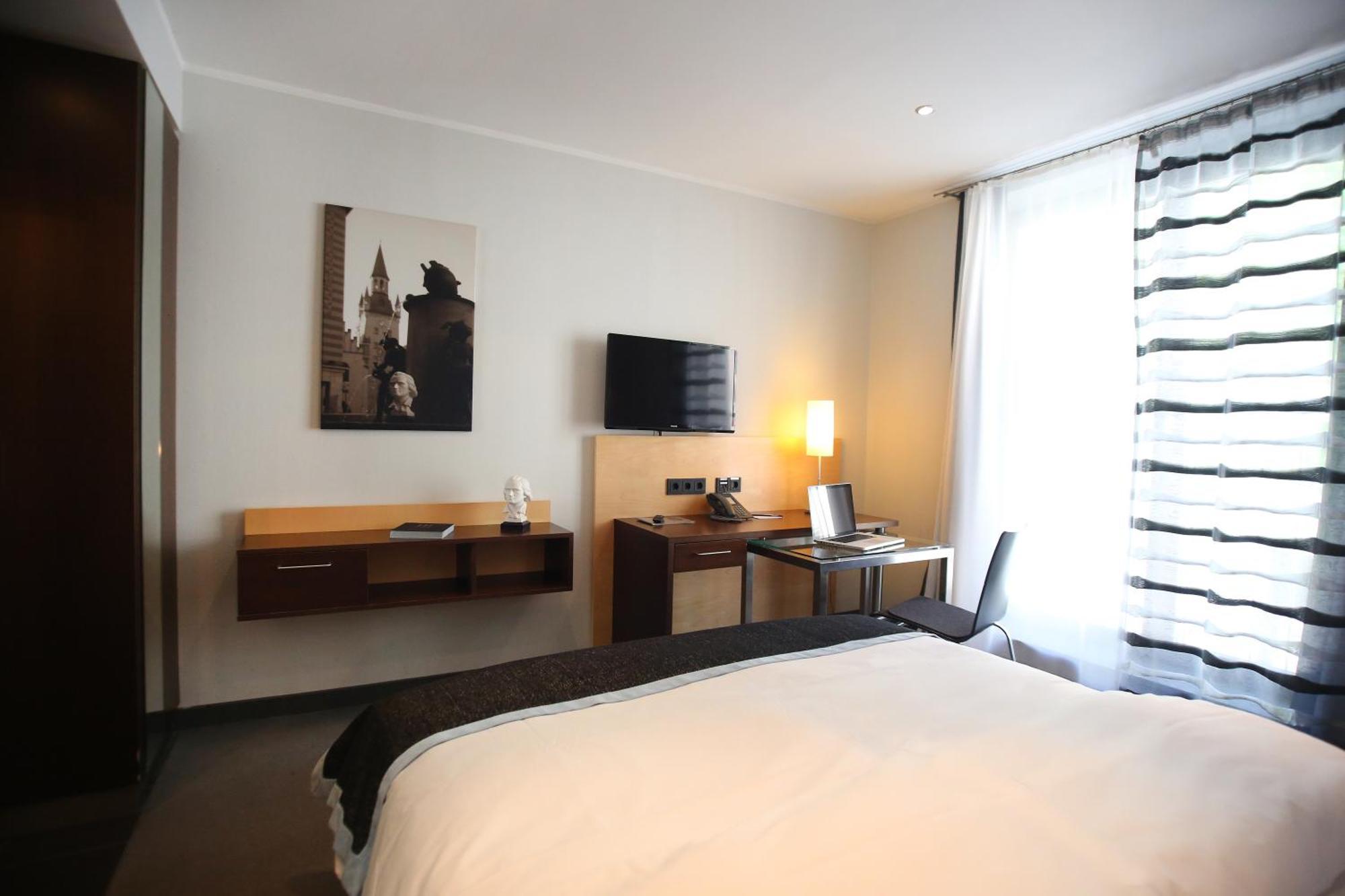 Classic Single Room