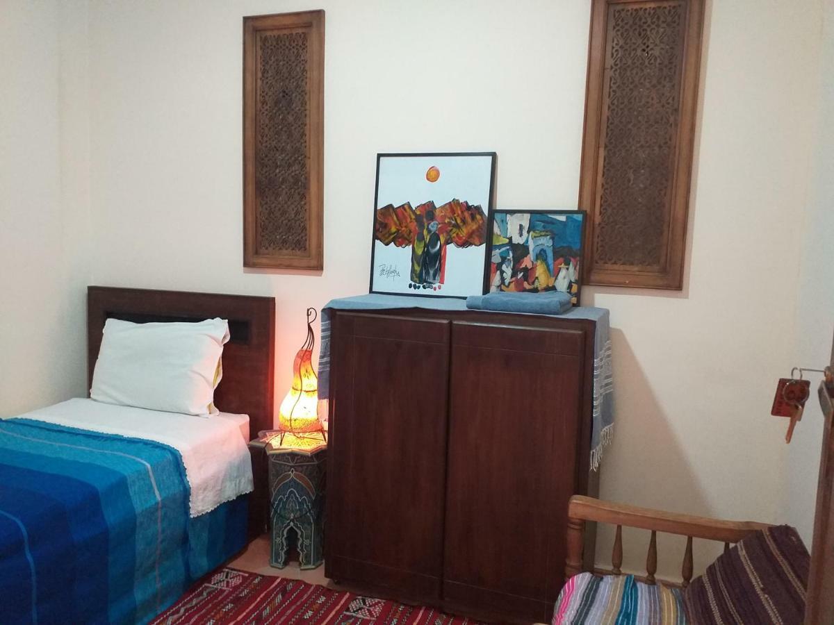 Habitación Individual con baño compartido