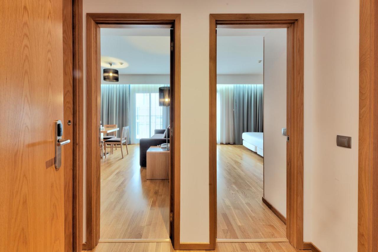 Apartment,989714746:JPEG