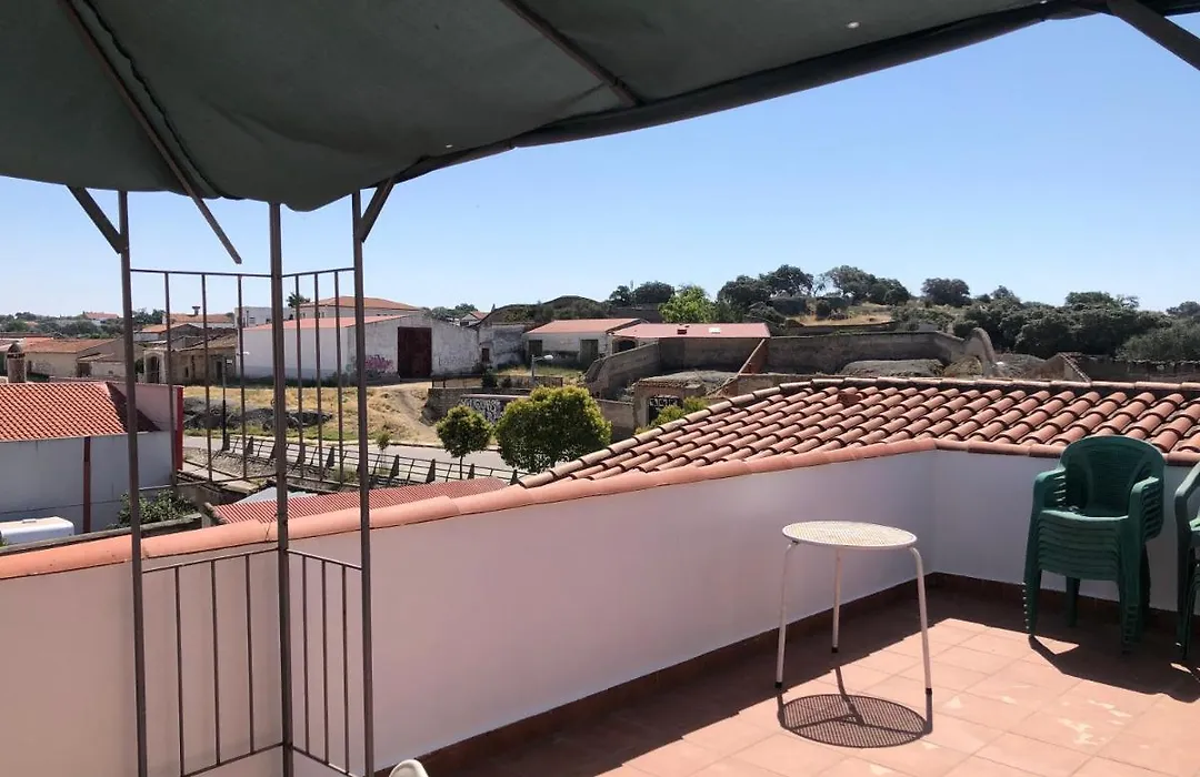 Hostal La Caballeriza-1