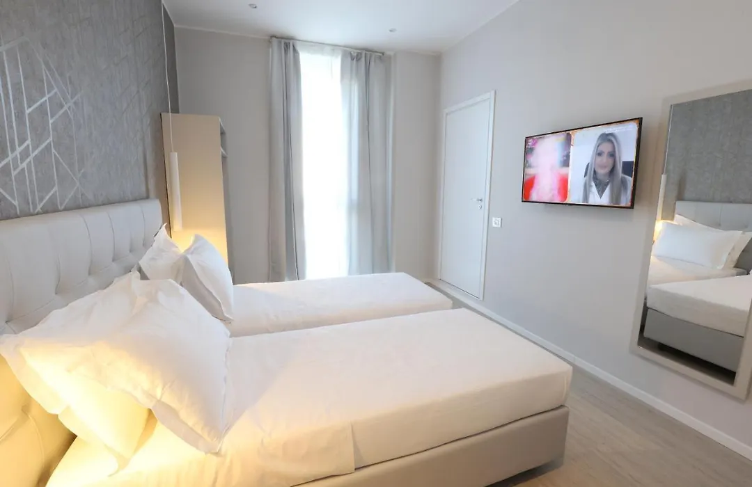 Cadorna Luxury Hotel-1
