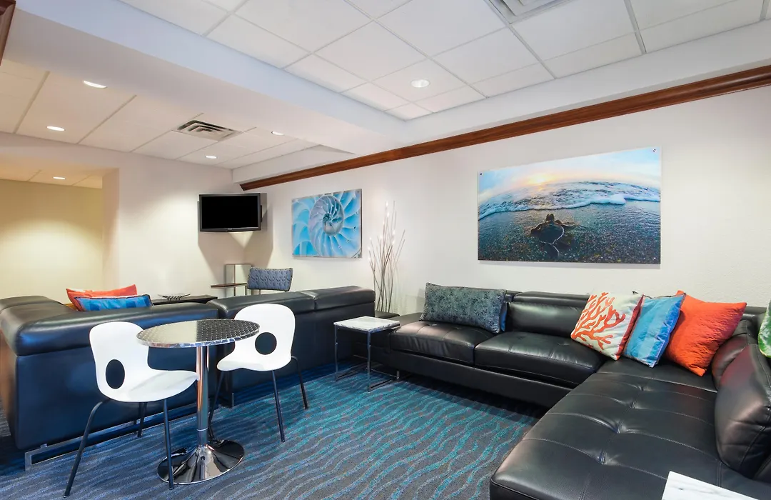 Holiday Inn Express & Suites Clearwater North/Dunedin-1