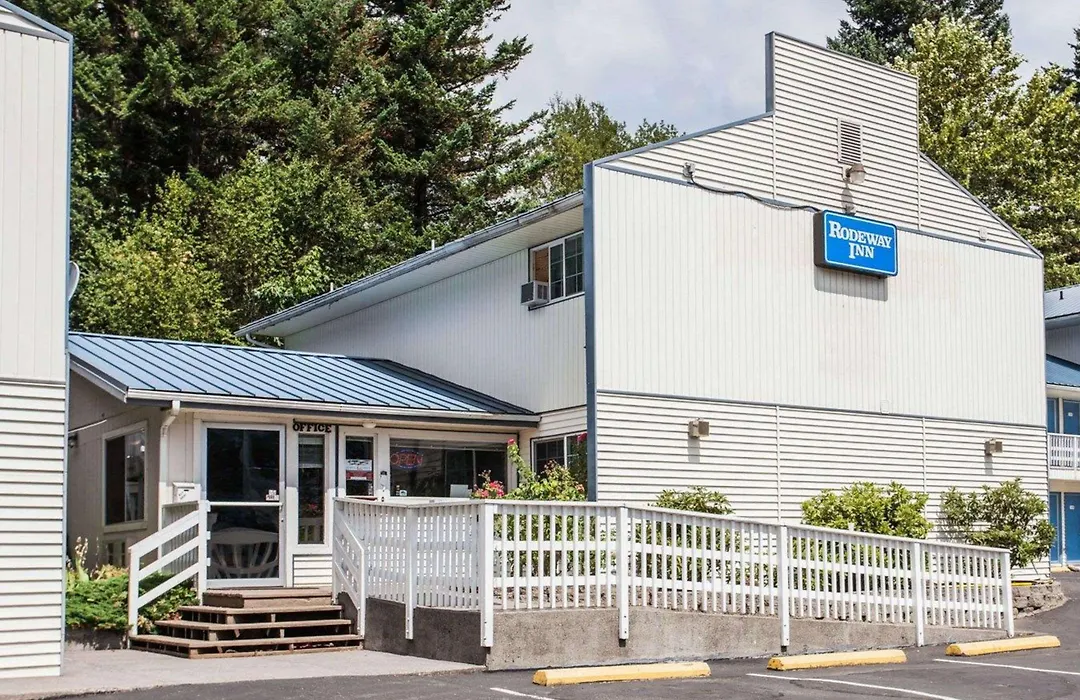 Rodeway Inn-1
