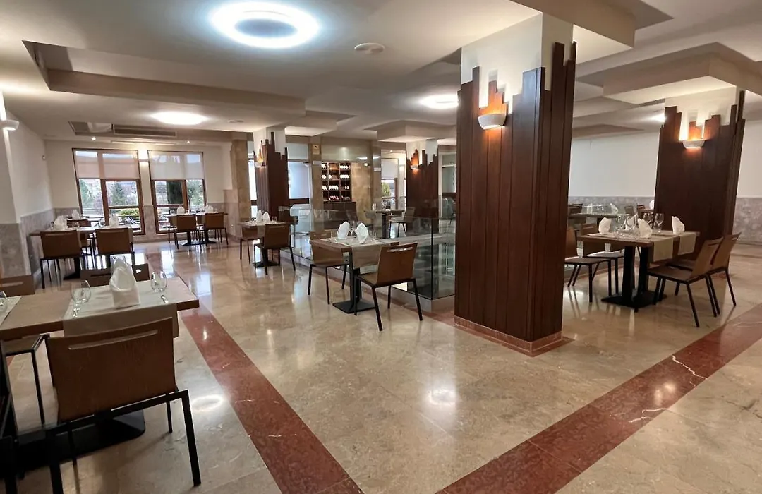 Hotel Spa Rio Ucero-1