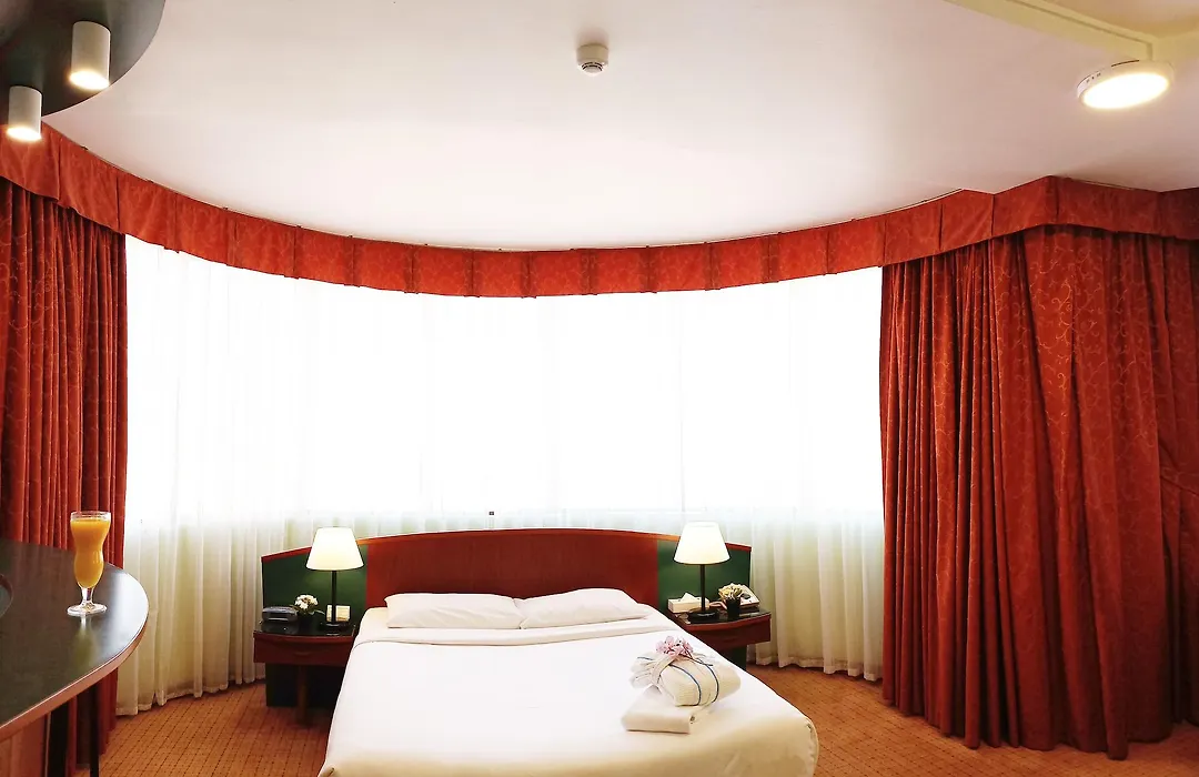 Al Diar Dana Hotel-1