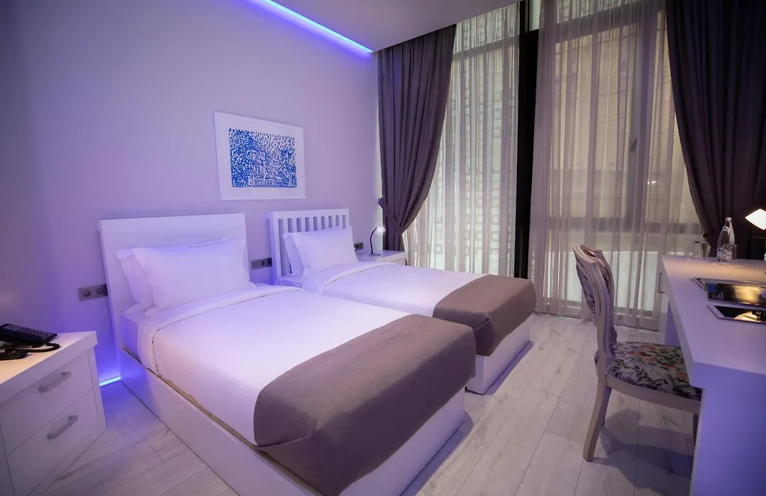 Metro Hotel Tirana-1