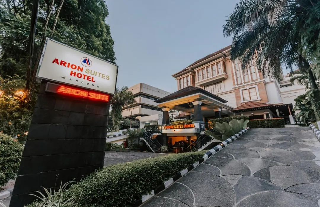 Arion Suites Hotel Bandung-1