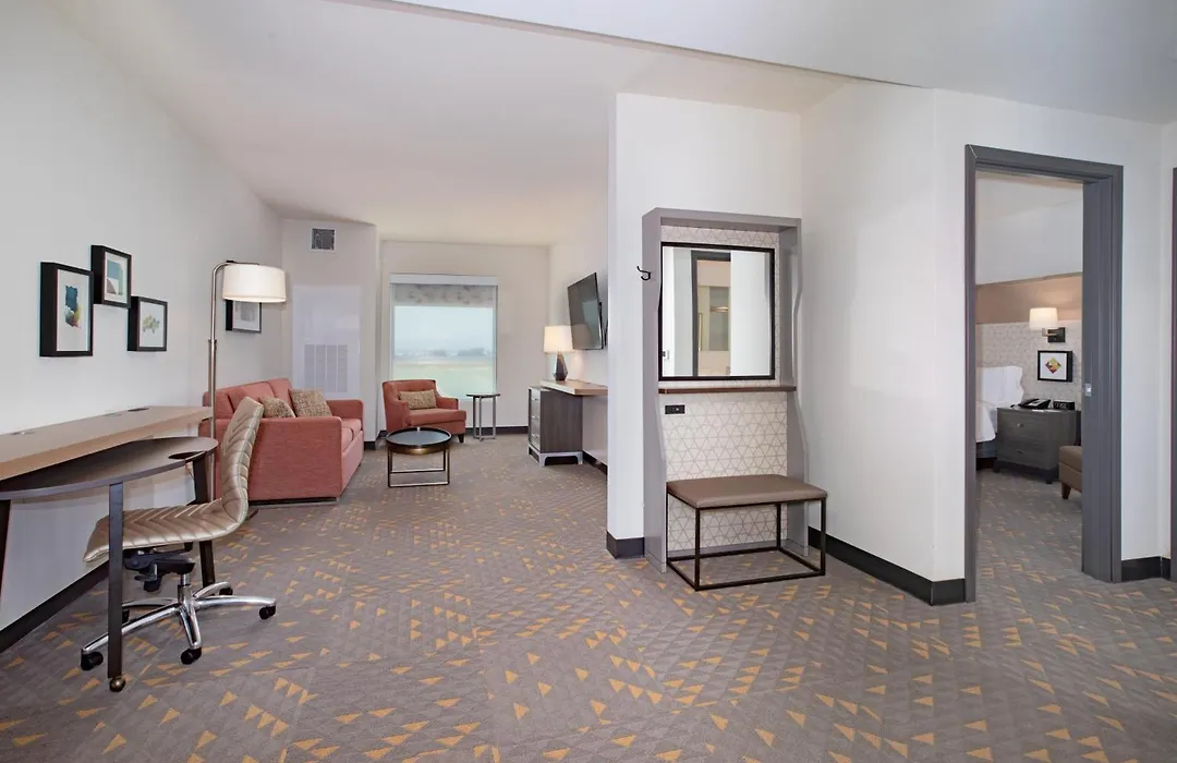Holiday Inn Glendale - Stadium & Ent Dist By Ihg-1