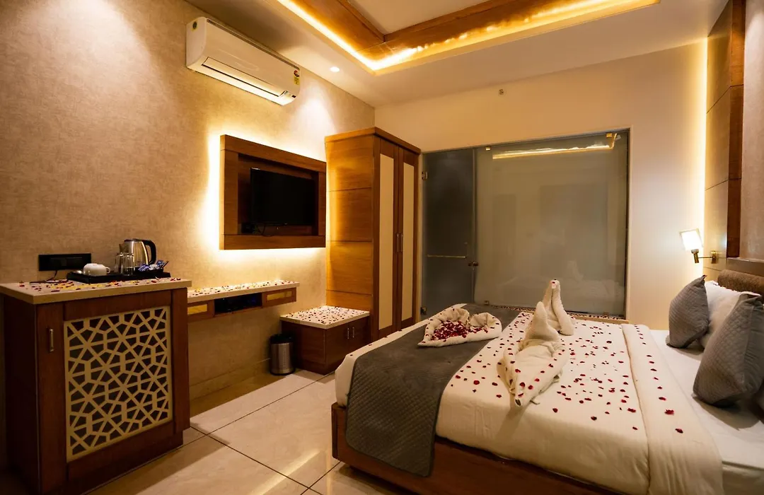 Hotel Rr 62-Jaipur City Centre Hotel-1
