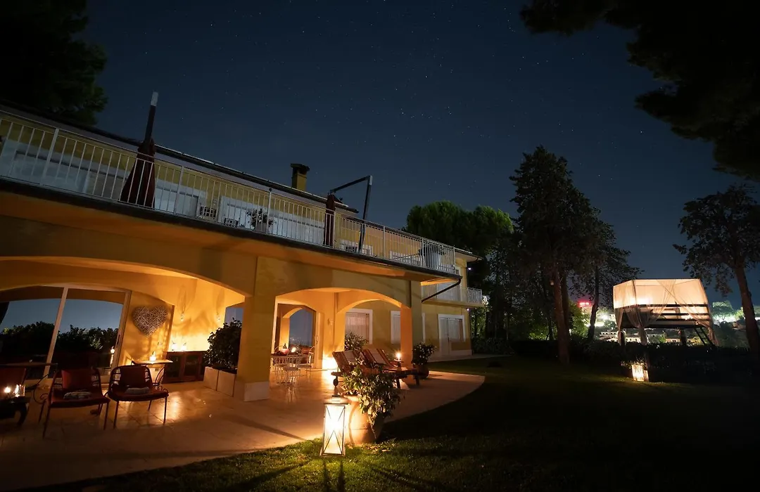 Tra gli Alberi e il Mare-1