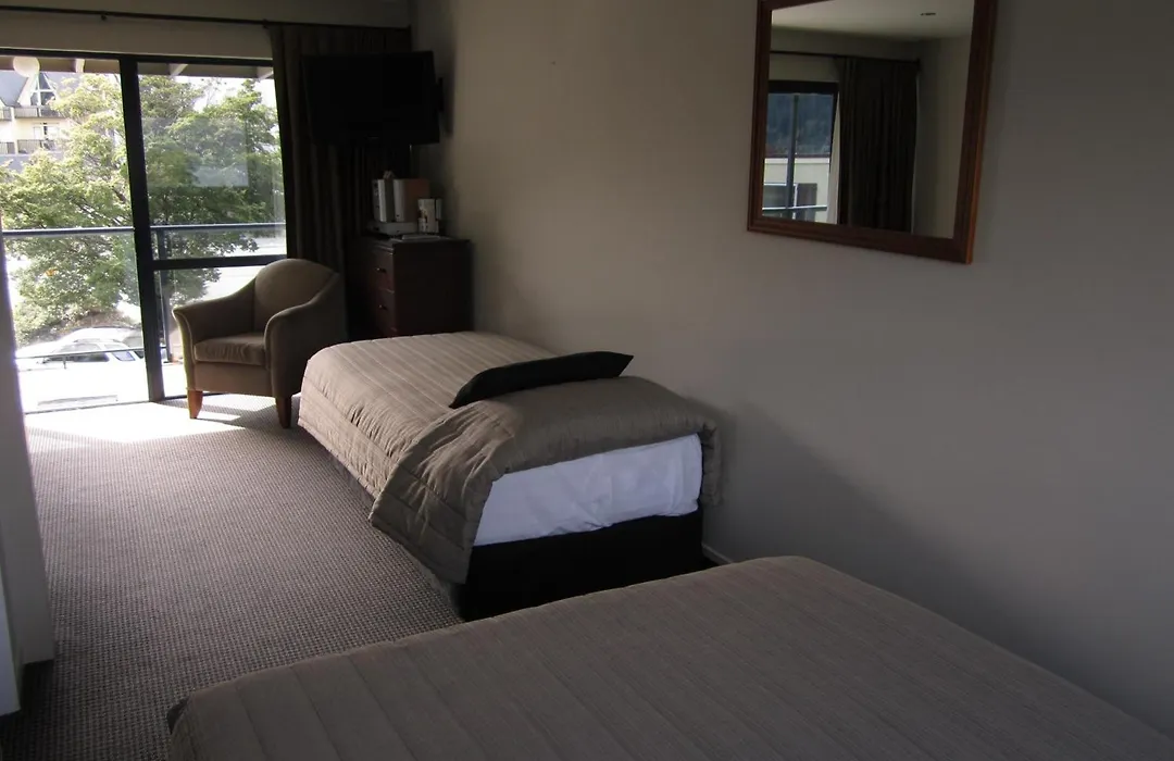 Four Seasons Motel-1