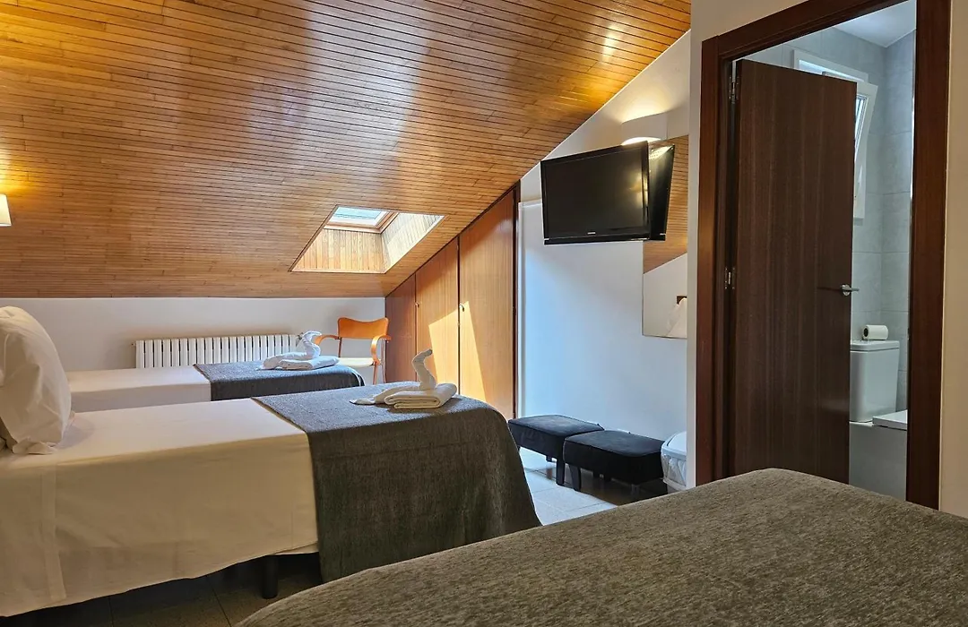 Hotel Les 7 Claus-1