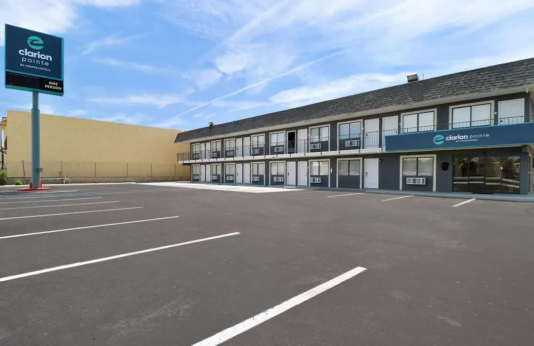 Clarion Pointe Ridgecrest Near China Lake Naval Station-1
