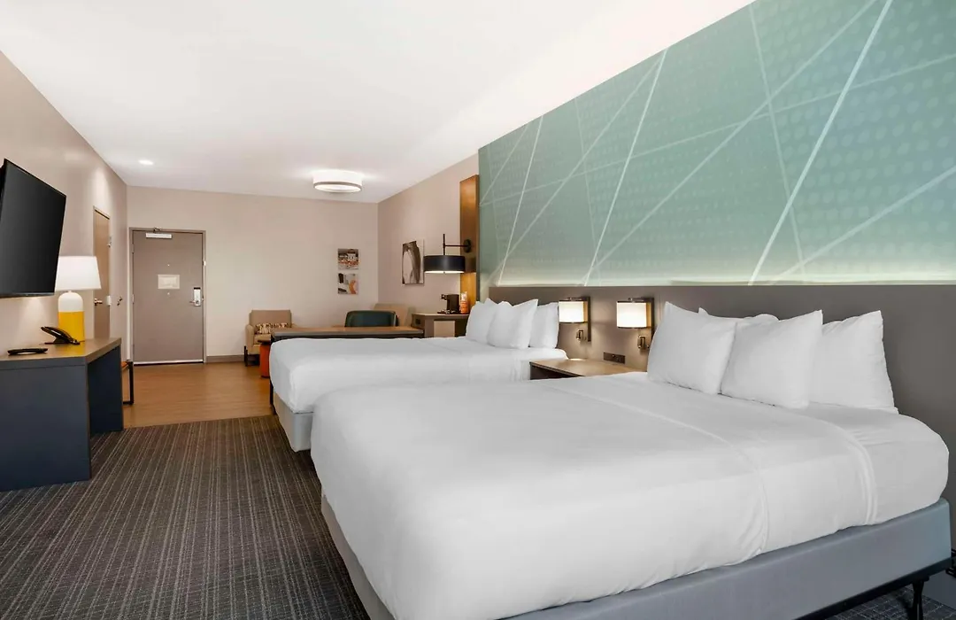 Comfort Suites Richmond East-1