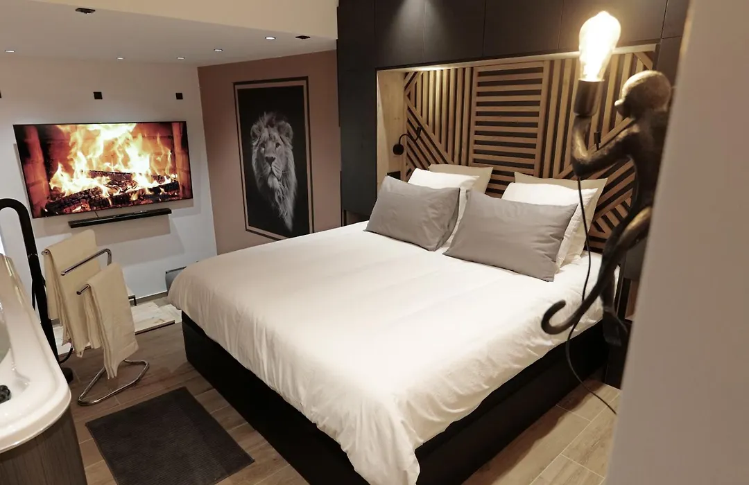 Zanzibar Suite-1