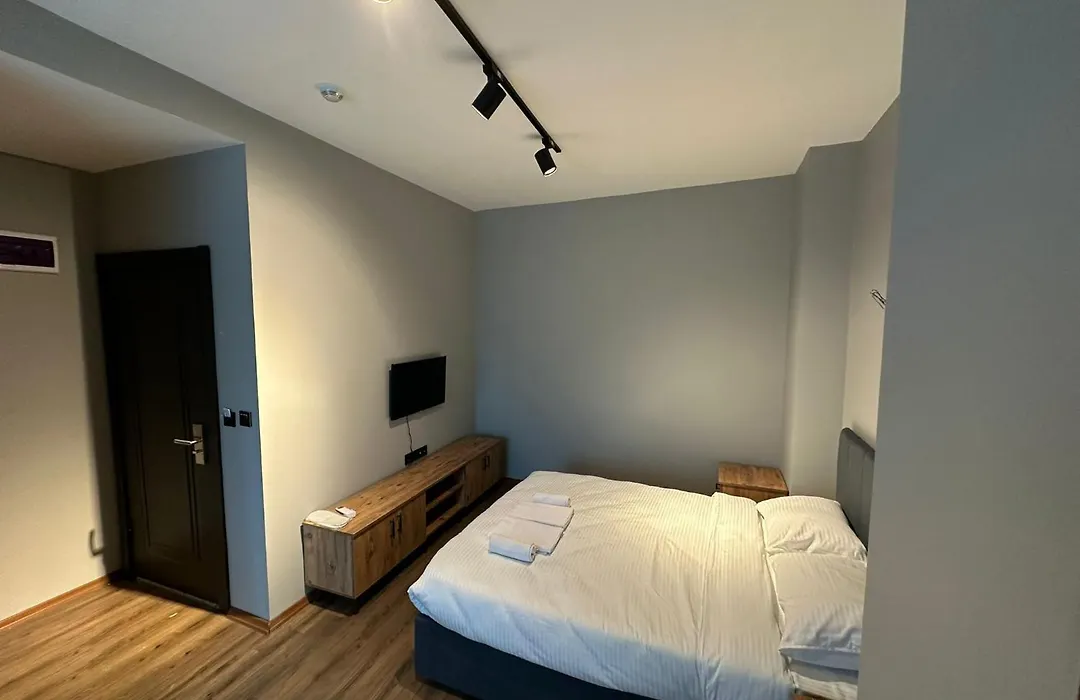 Lucca Suites Hotel-1