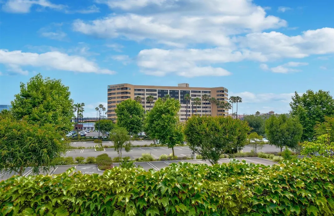 Embassy Suites By Hilton Anaheim-Orange-1