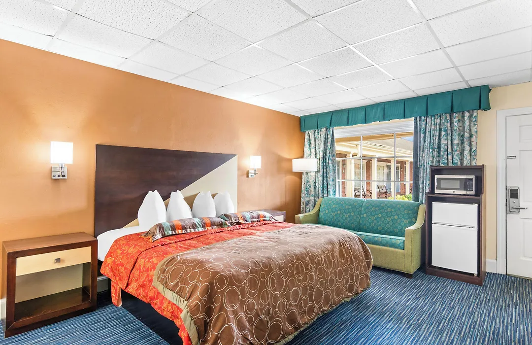 Rodeway Inn Williamsburg Historic Area-1