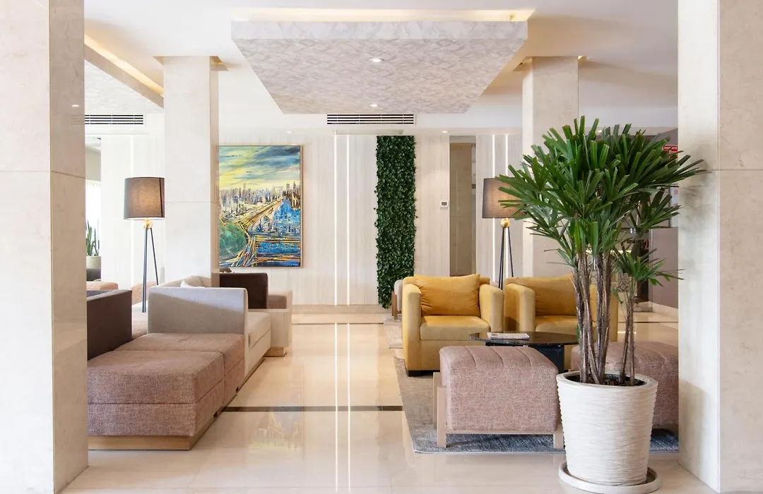 Hotel Plaza Diana-1