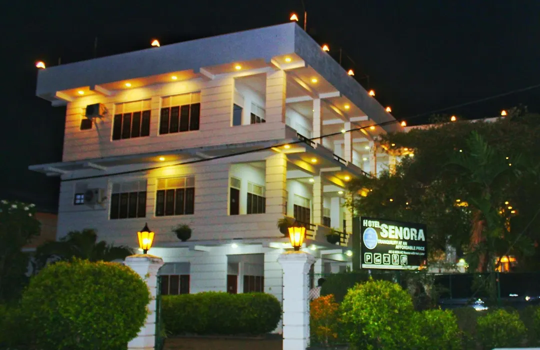Hotel Senora-1