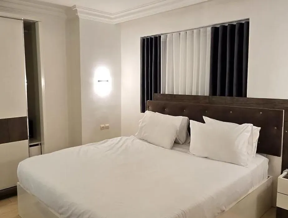 Balcony Hotel-1
