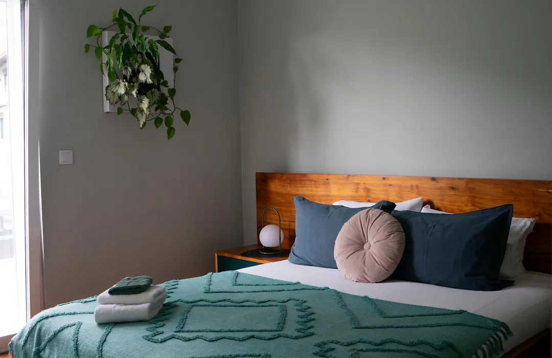 Luna House & Cowork-1