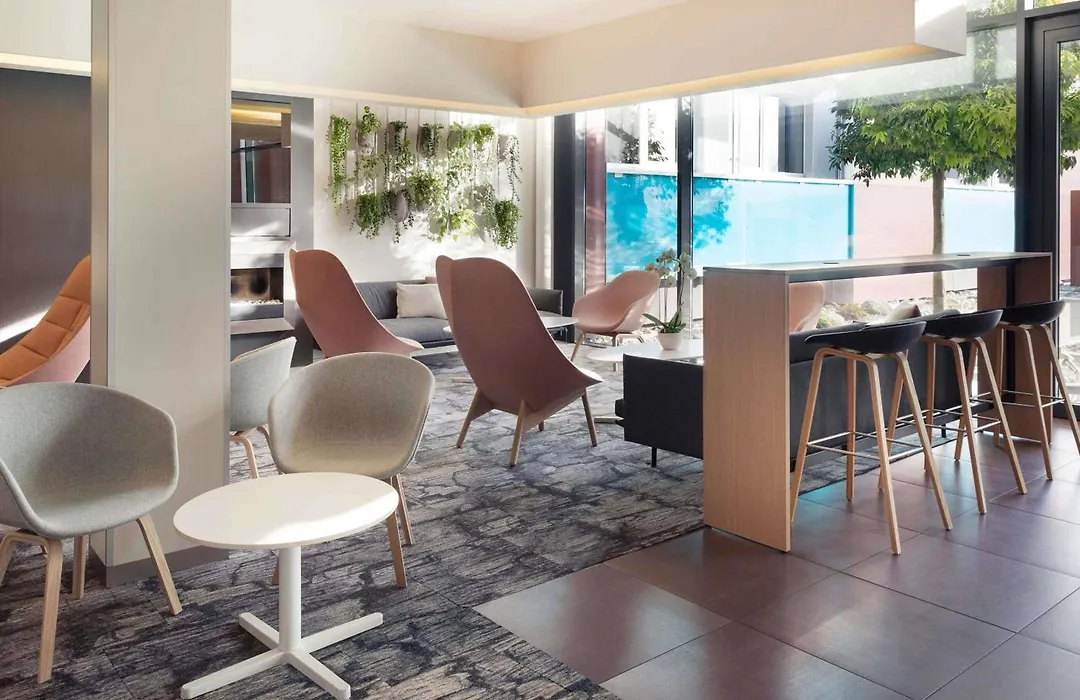 Novotel Lausanne Bussigny-1