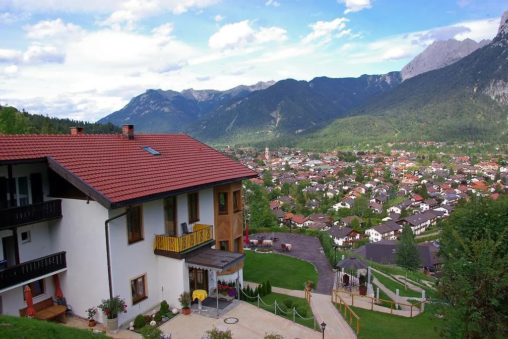 Hotel-Garni Drachenburg-1