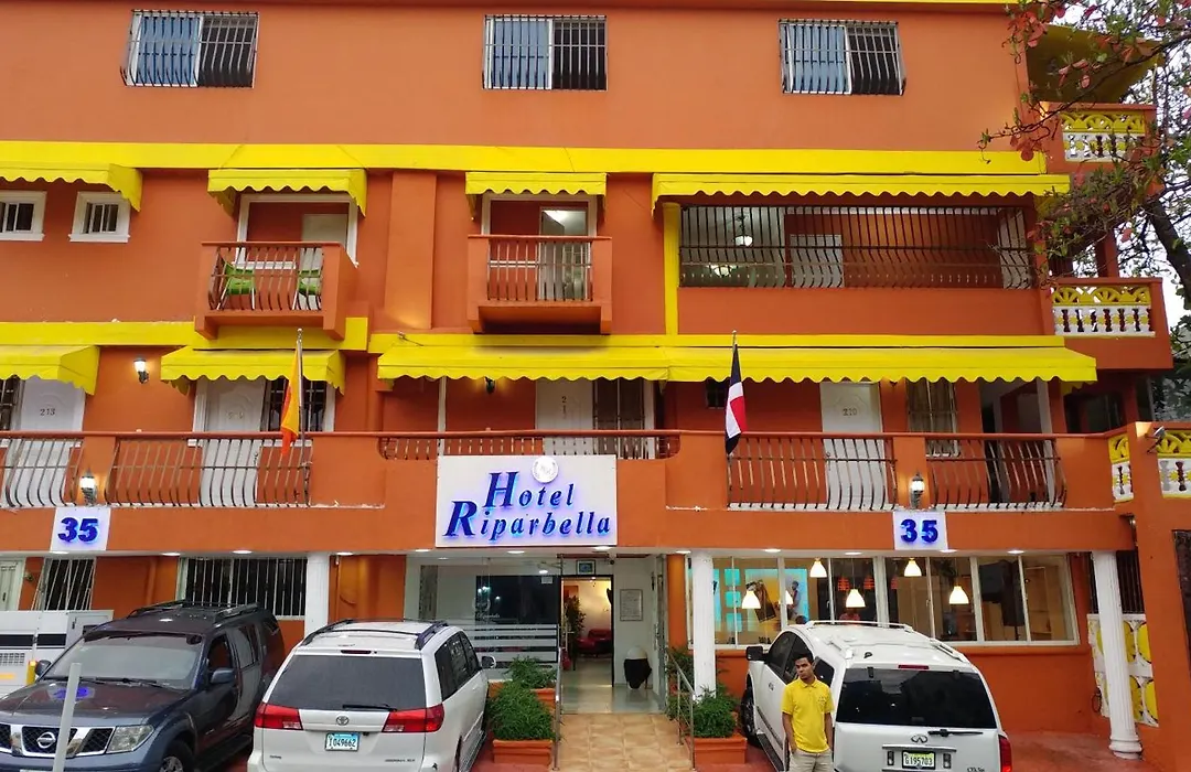 Hotel Riparbella-1