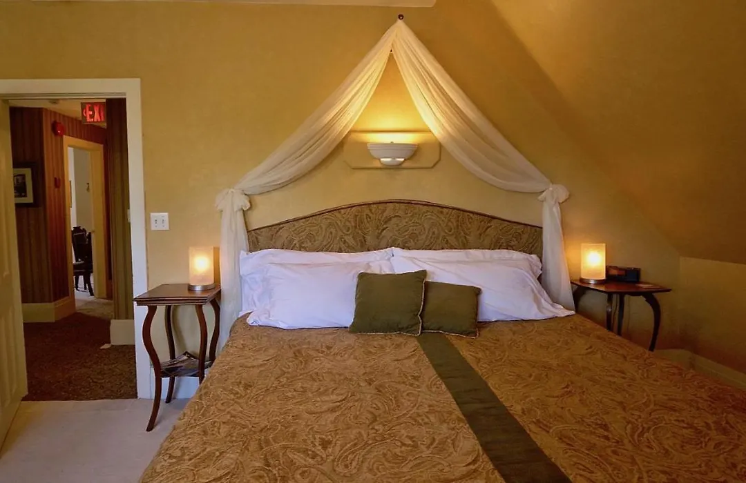 Sleepy Hollow B&B-1