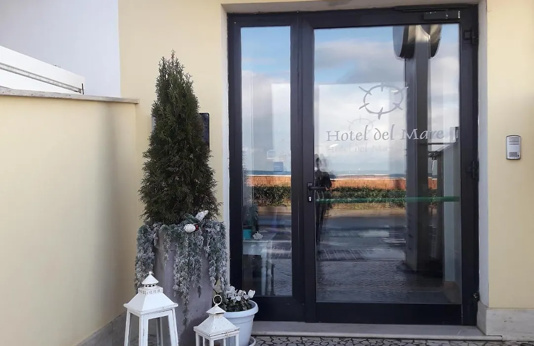 Hotel Del Mare Fiumicino Airport-1