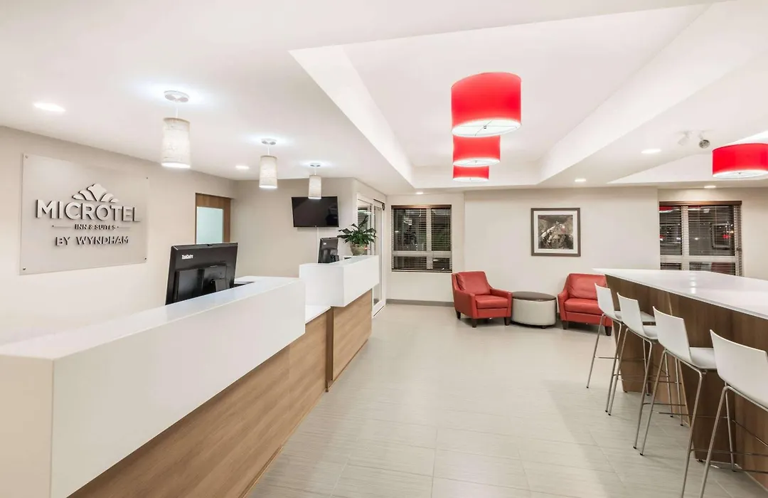 Microtel Inn & Suites By Wyndham Sudbury-1