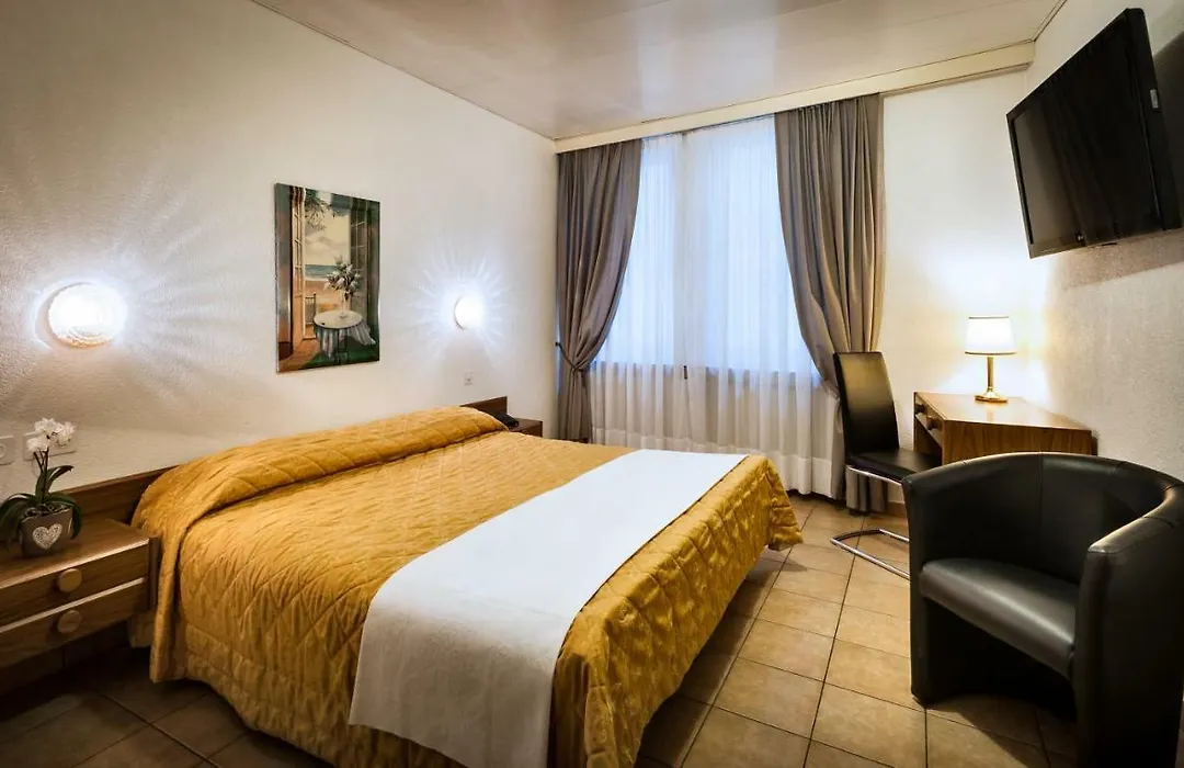 Hotel Dell'Angelo-1