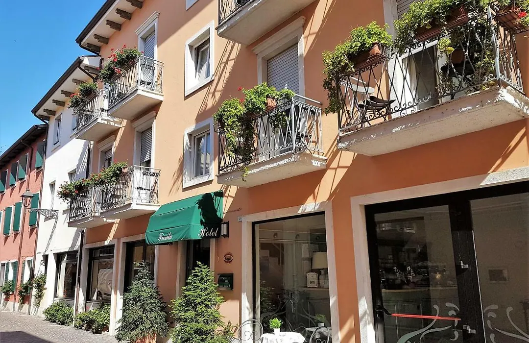 Albergo Fiorita-1