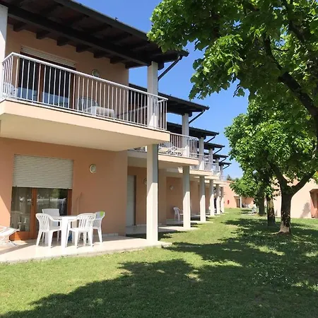 Ohana Apartments Camping Tiglio-3