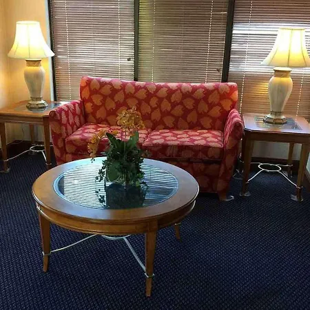 Astoria Hotel Danville North-3