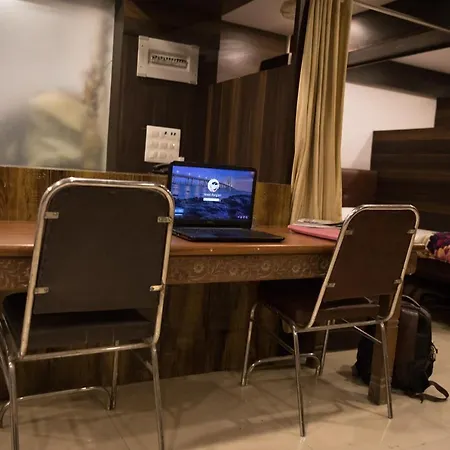 Hotel Alibaba Mumbai-2