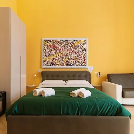 Suites Trinità in Toledo street-2