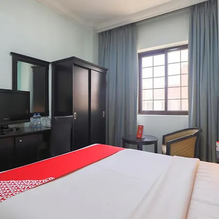Eureka Hotel-2