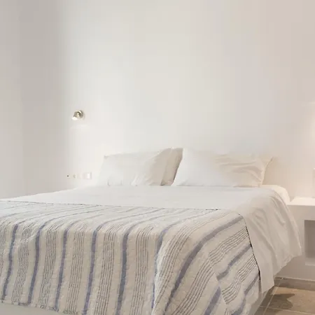 Irini Rooms-3