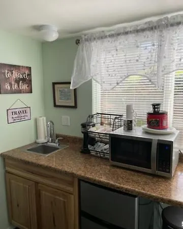 Glendale Guest House-2